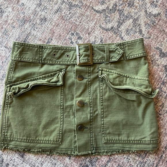 FreePeople Hangin on Tight mini | size 4 | worn once | excellent condition - Picture 5 of 6